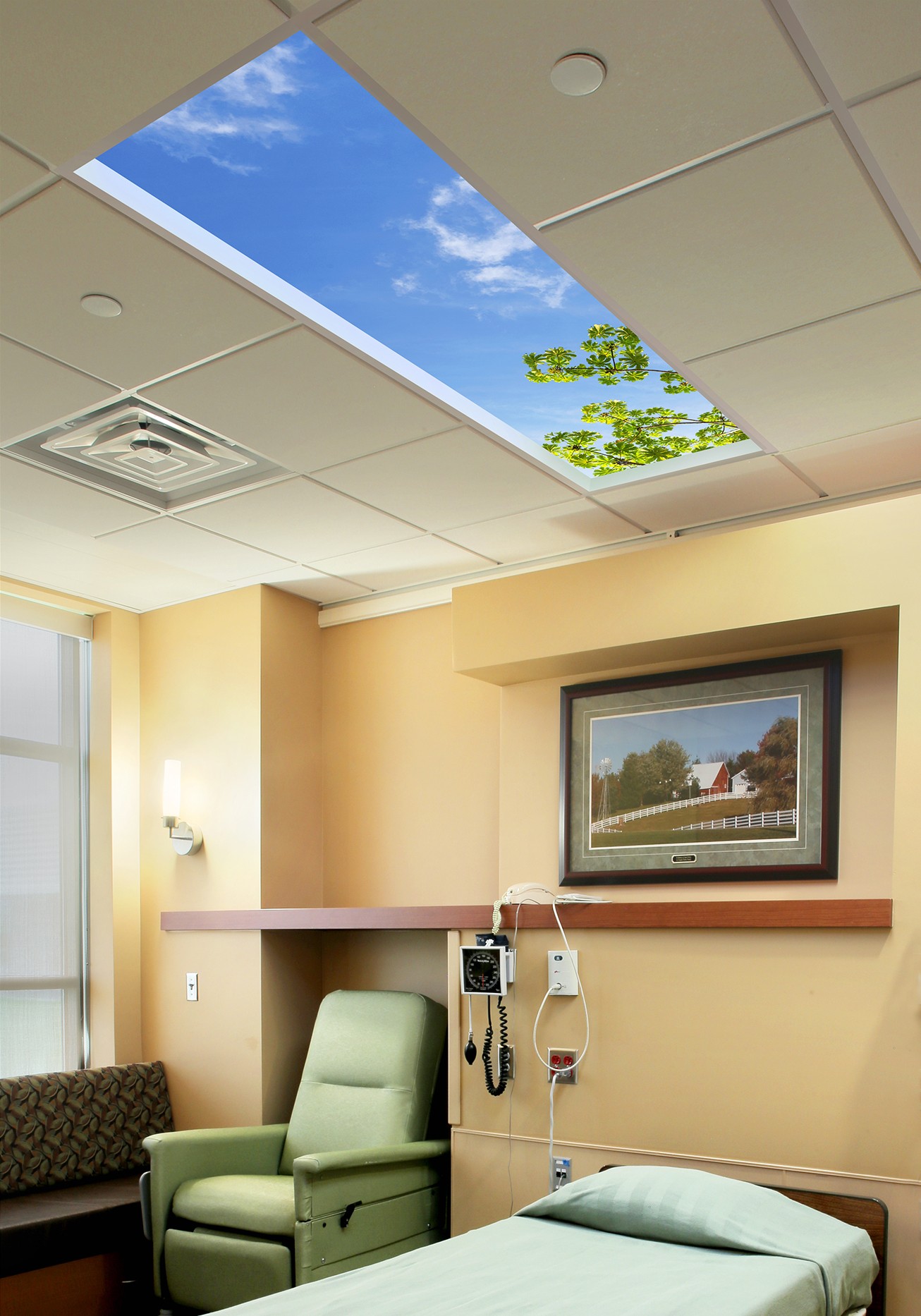 thiết kế giếng trời - Tiêu chuẩn thiết kế mới tại nhiều bệnh viện lớn